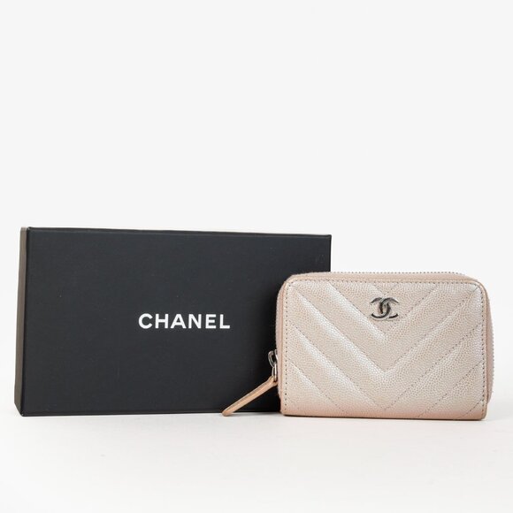 Chanel Iridescent Caviar Zippered Coin Purse Chevron - Picture 11 of 11